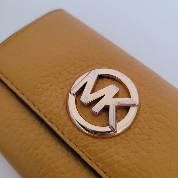 Michael Kors MK Key Case Ring Holder Wallet Pebble Leather Small Mustard Yellow - Picture 8 of 8